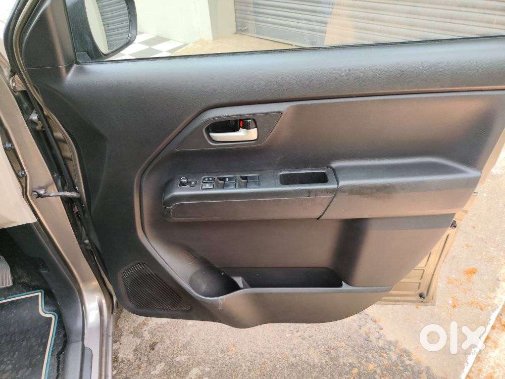 Maruti Suzuki Wagon R Zxi, 2020, Petrol