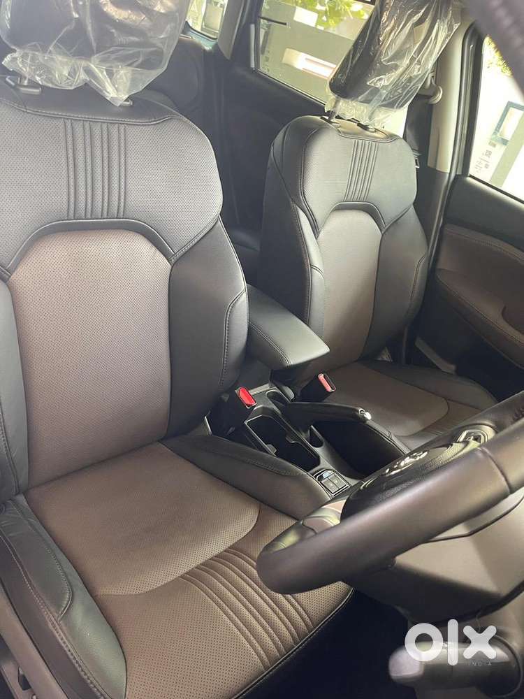 Toyota Urban Cruiser Hyryder 2025 Petrol Hybrid 2000 Km Driven