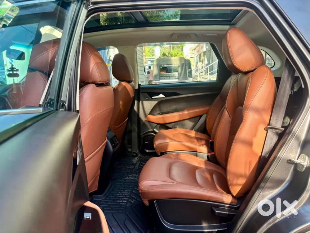 Mg Hector Plus 1.5 Sharp Turbo Cvt 6 Str, 2022, Petrol