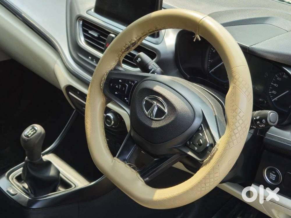 Tata Altroz 1.5 Xt Luxe Diesel, 2023, Diesel