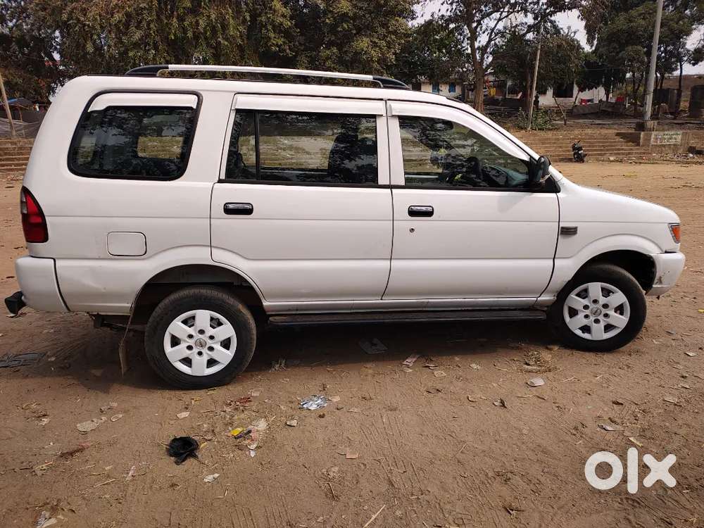 Chevrolet Tavera 2014