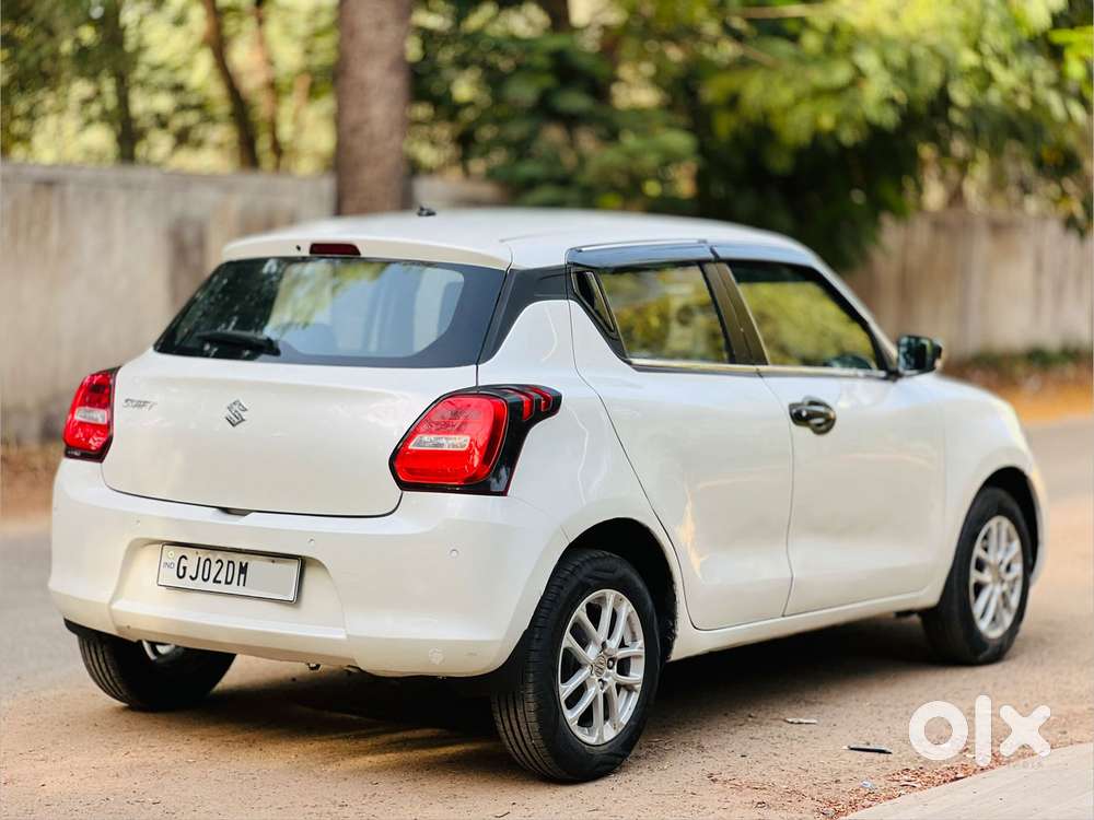 Maruti Suzuki Swift Vxi + Manual, 2022, Petrol