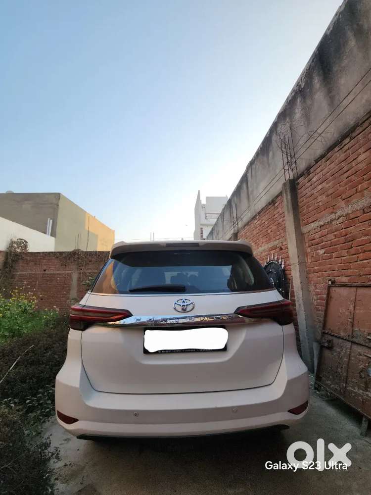 Toyota Fortuner 2018 Diesel Well Maintained