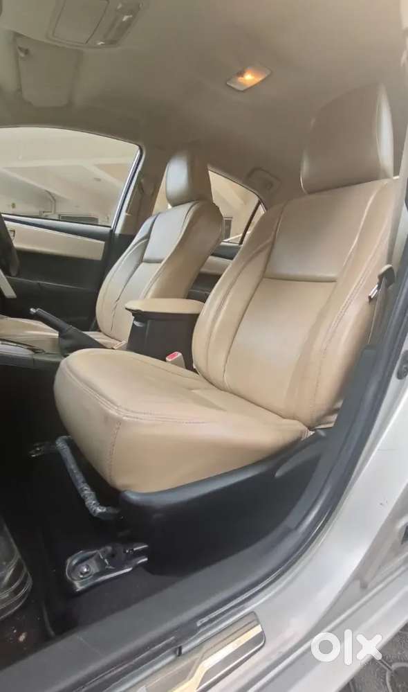 Toyota Corolla Altis 2014 Vl-at - Automatic Petrol