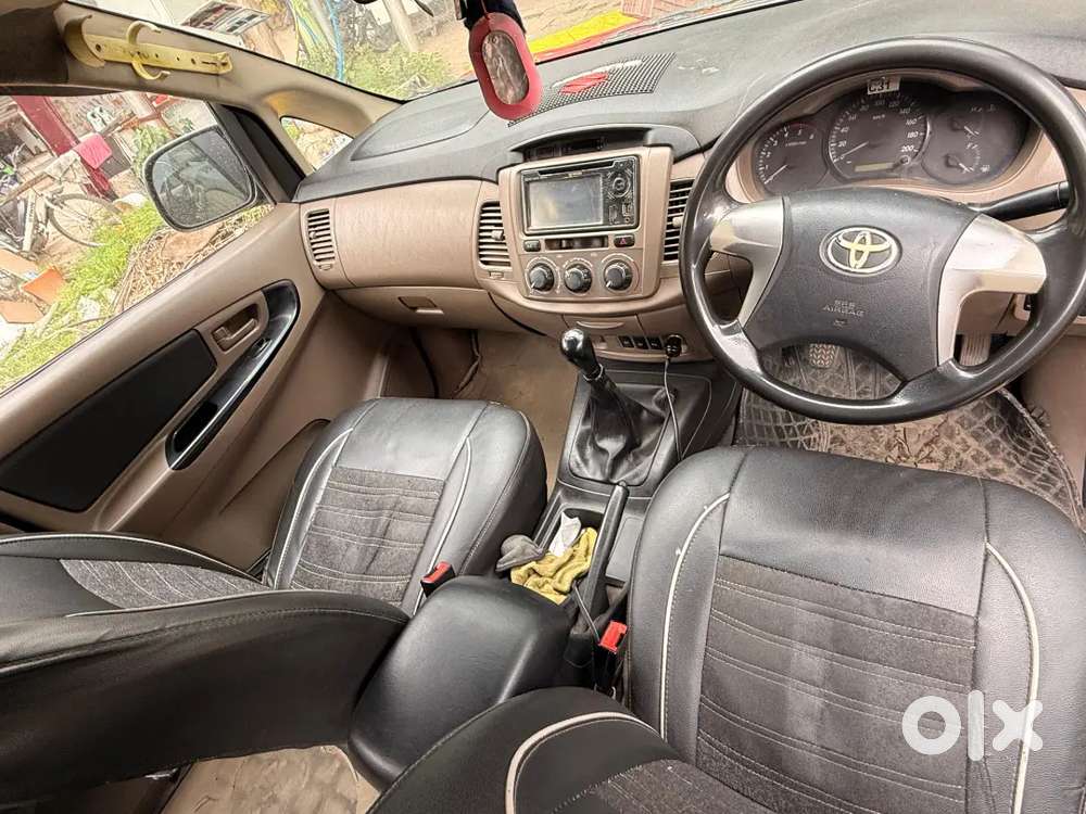 Toyota Innova 2.5 2016