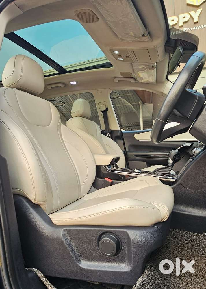 Mahindra Xuv700 2.2 Ax 7 Diesel At Luxury Pack Str, 2021, Diesel