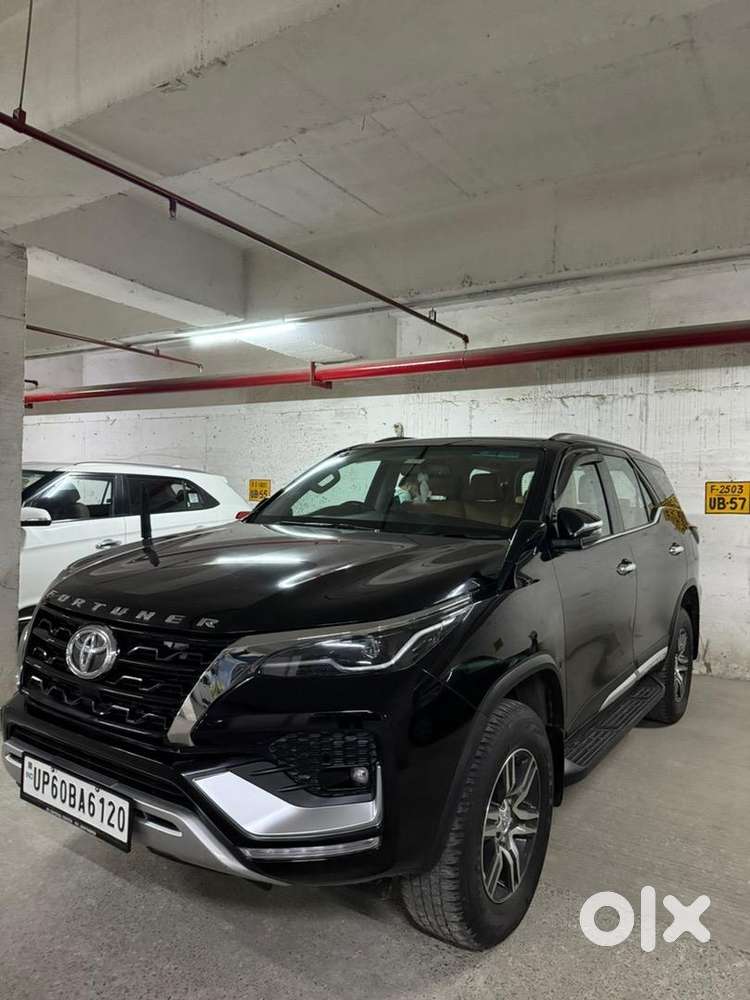 Toyota Fortuner 4x2 Diesel At  2023  ₹2l Accessories & Michelin Tyre