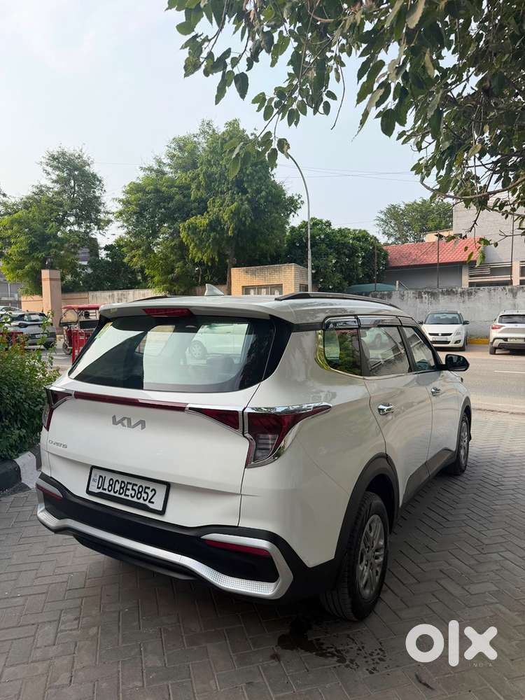 Kia Carens Petrol 2022 Year