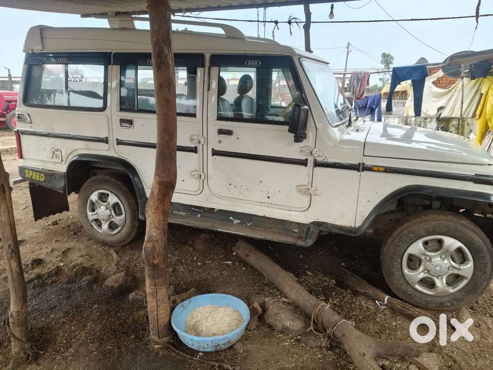 Mahindra Bolero Neo Plus 2012