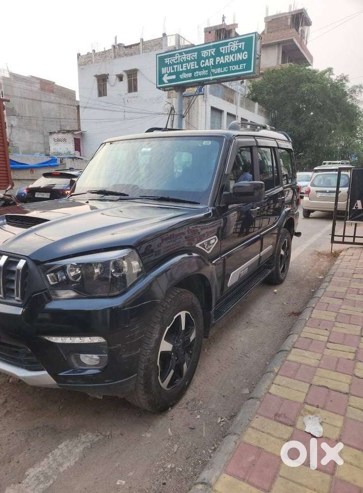 Mahindra Scorpio Classic 2.2 S 11 Mt 7 Str, 2023, Diesel