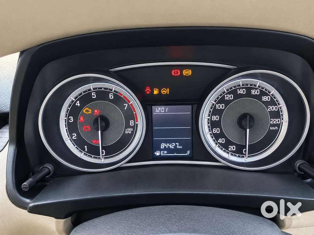 Maruti Suzuki Dzire 1.2 Vxi, 2022, Petrol