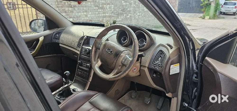 Mahindra Xuv500 W8 Black 2013 Diesel
