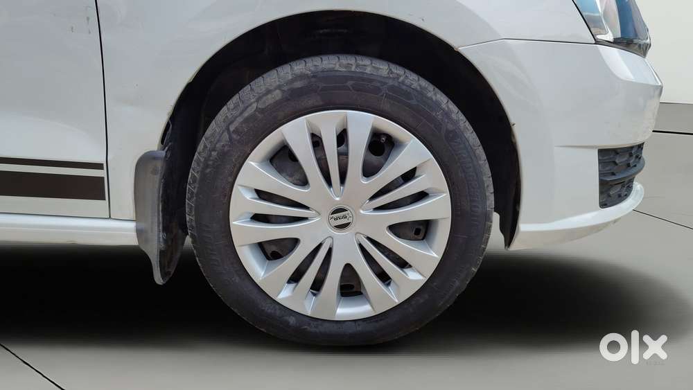Skoda Rapid 1.0 Tsi Active, 2021, Petrol