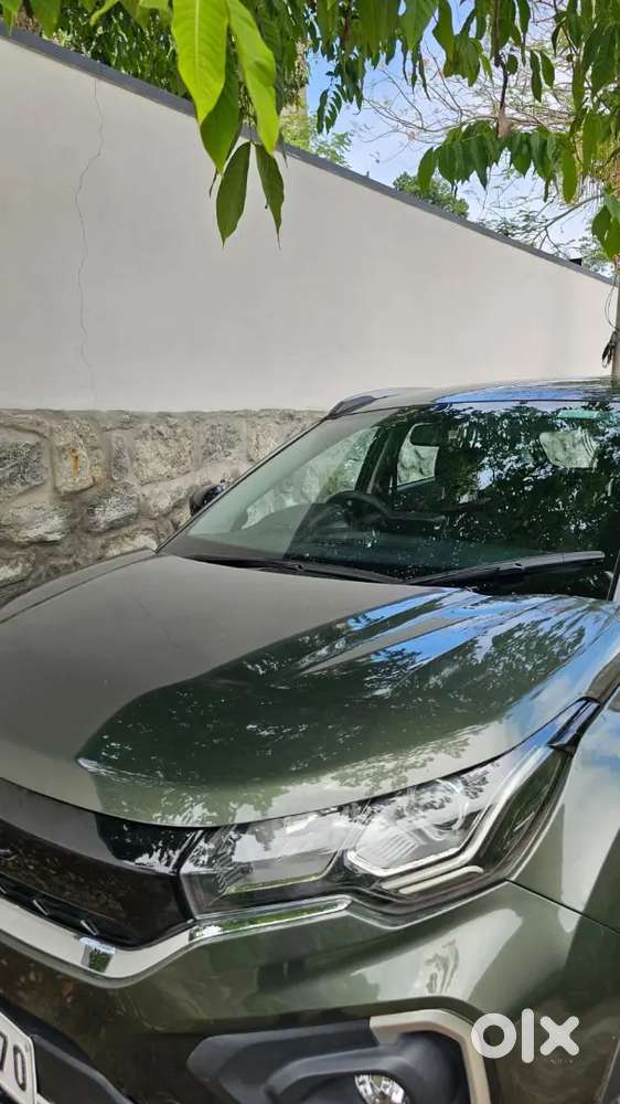 Tata Nexon 2021( November )petrol 78000 Km Driven, Single User Car