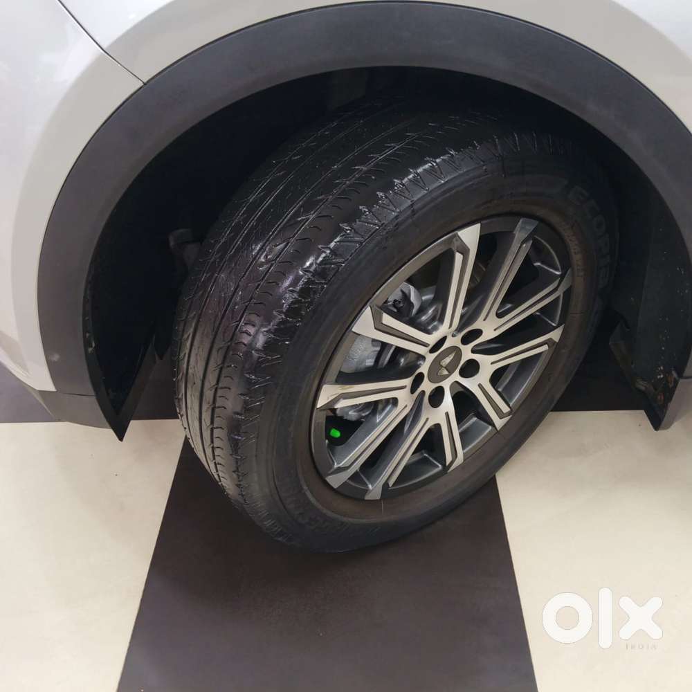 Mahindra Xuv700 Ax7 Awd, 2022, Diesel