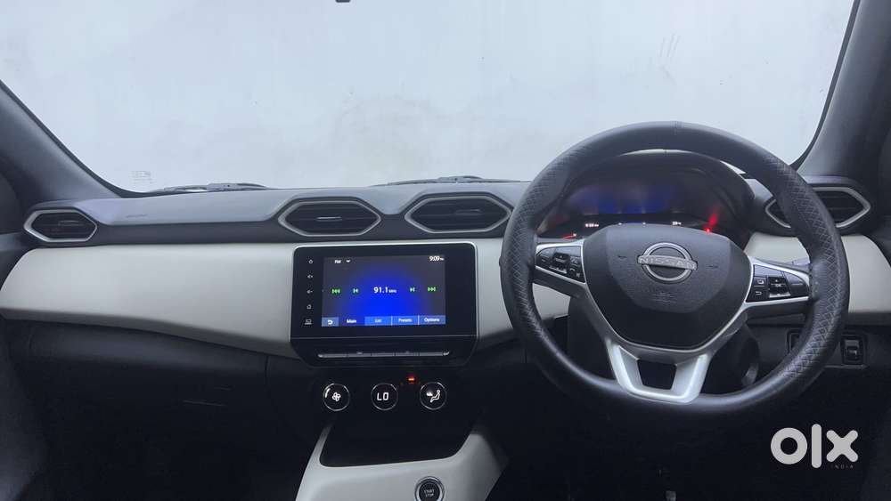 Nissan Magnite 1.0 Xv, 2024, Petrol