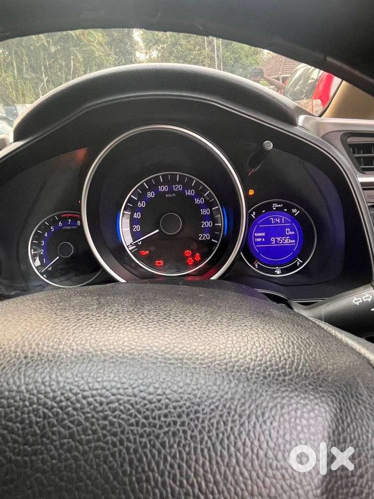 Maruti Suzuki Brezza 1.5 Vxi Smart Hybrid, 2020, Petrol