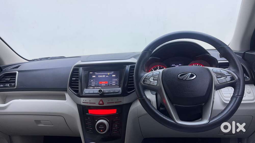 Mahindra Xuv300 W8 (o) 1.5 Diesel Amt, 2021, Diesel