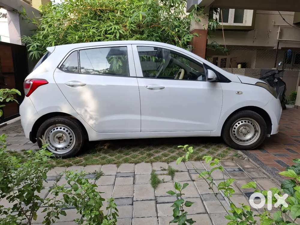 Hyundai Grand I10 Prime 2017 Fully Painted New Seats