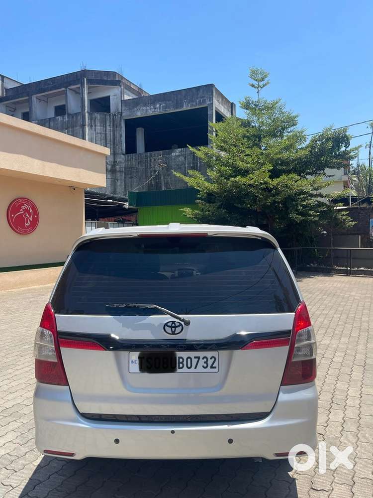 Toyota Innova Diesel 2014