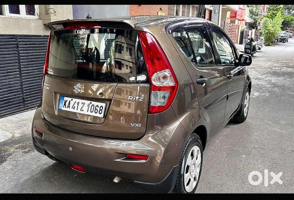 Maruti Suzuki Ritz Vxi, 2013, Petrol