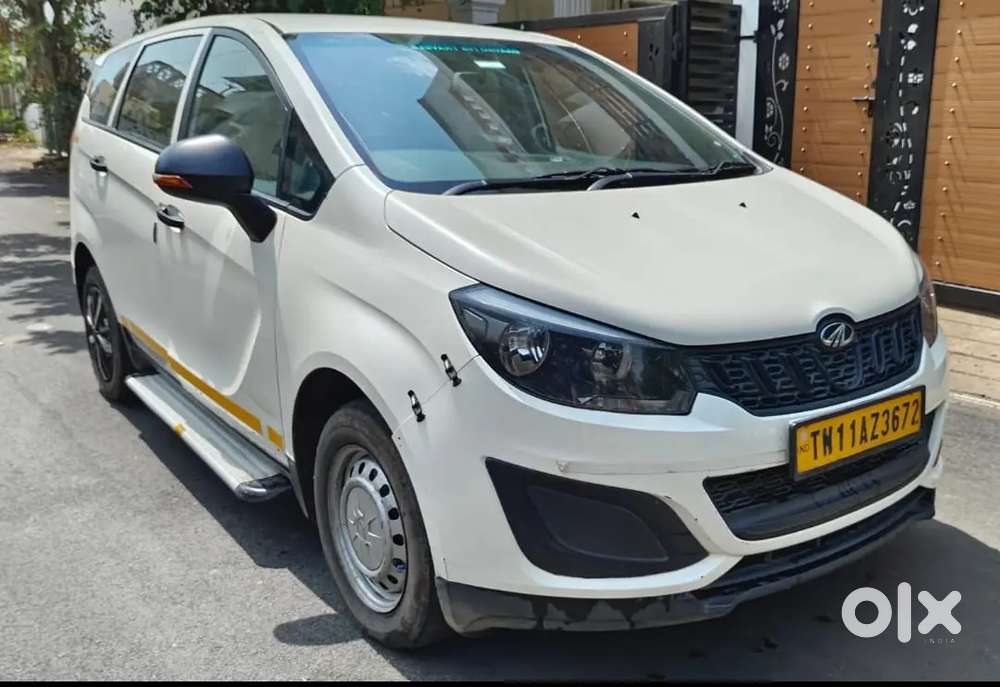 Mahindra Marazzo 2022 Diesel 195000 Km Driven