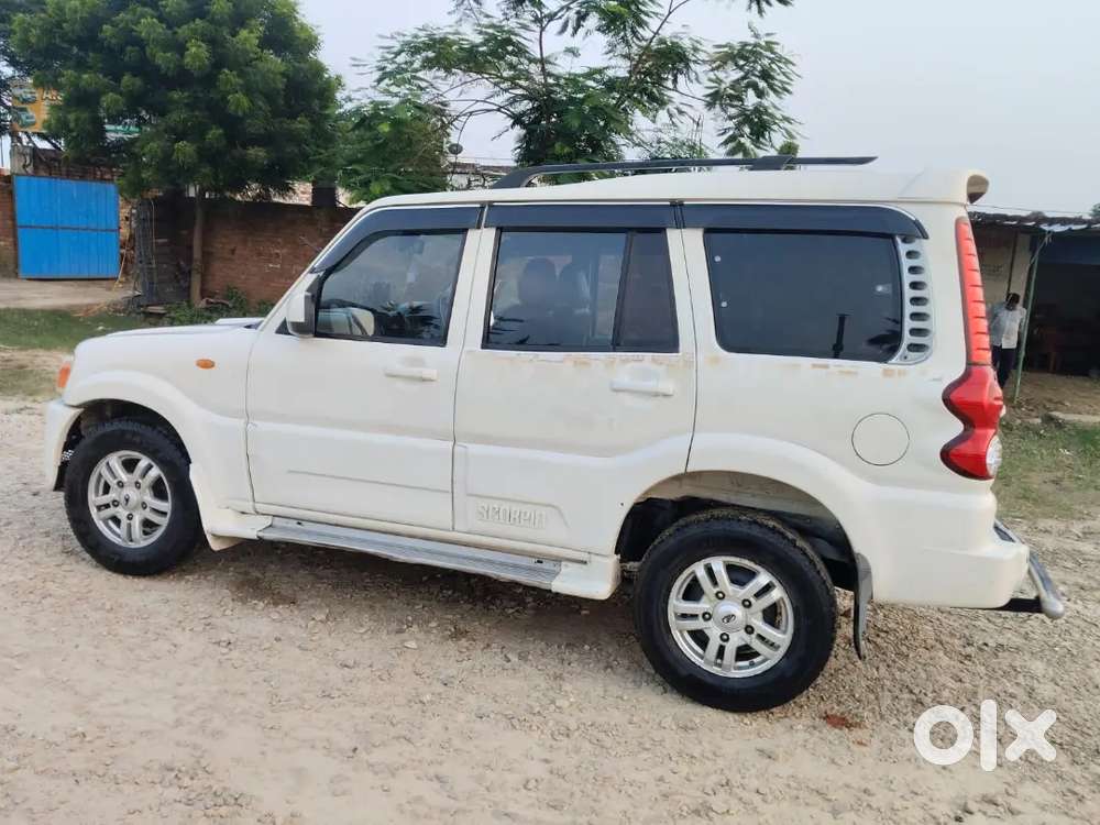 Mahindra Scorpio Vlx 2012