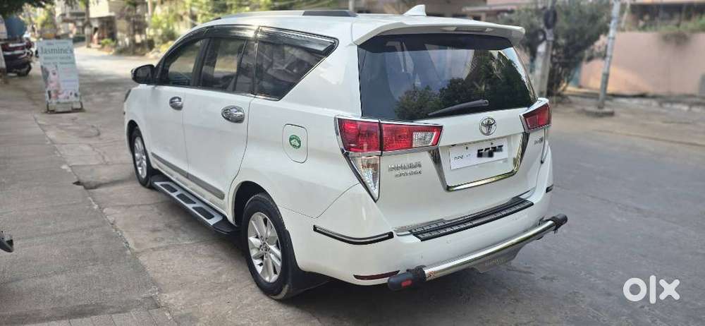 Toyota Innova Crysta [2020-ongoing] 2.4 Vx 8 Str, 2018, Diesel