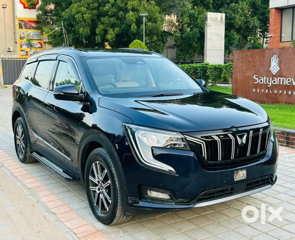 Mahindra Xuv700 2.2 Ax 7 Diesel At Str, 2023, Diesel