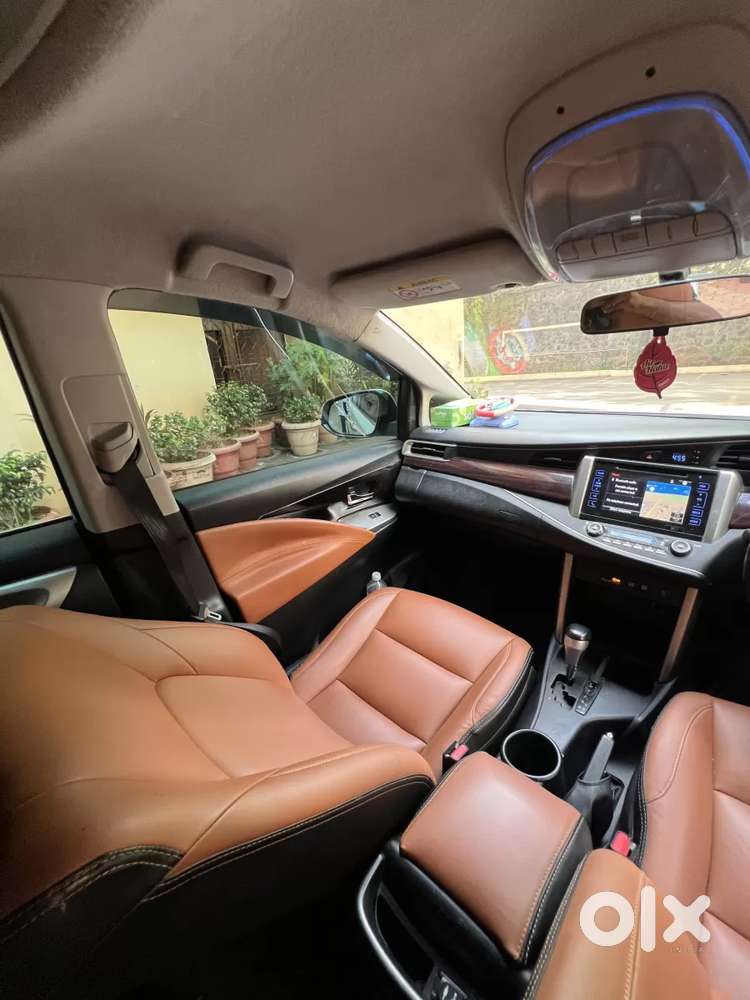Toyota Innova Crysta 2.8 Zx At 7 Seater, 2018, Diesel
