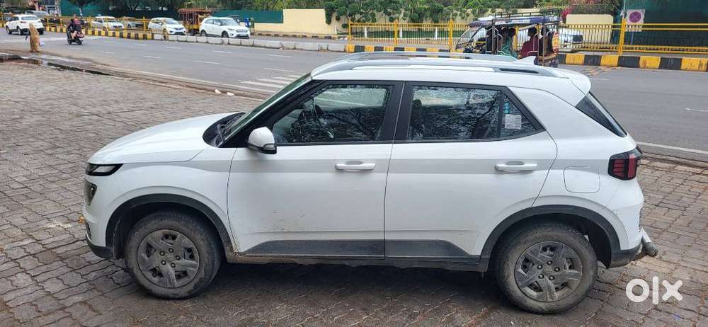 Hyundai Venue S (o) 1.2 Petrol Knight Edition, 2025, Petrol