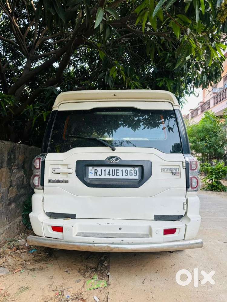 Mahindra Scorpio S6+