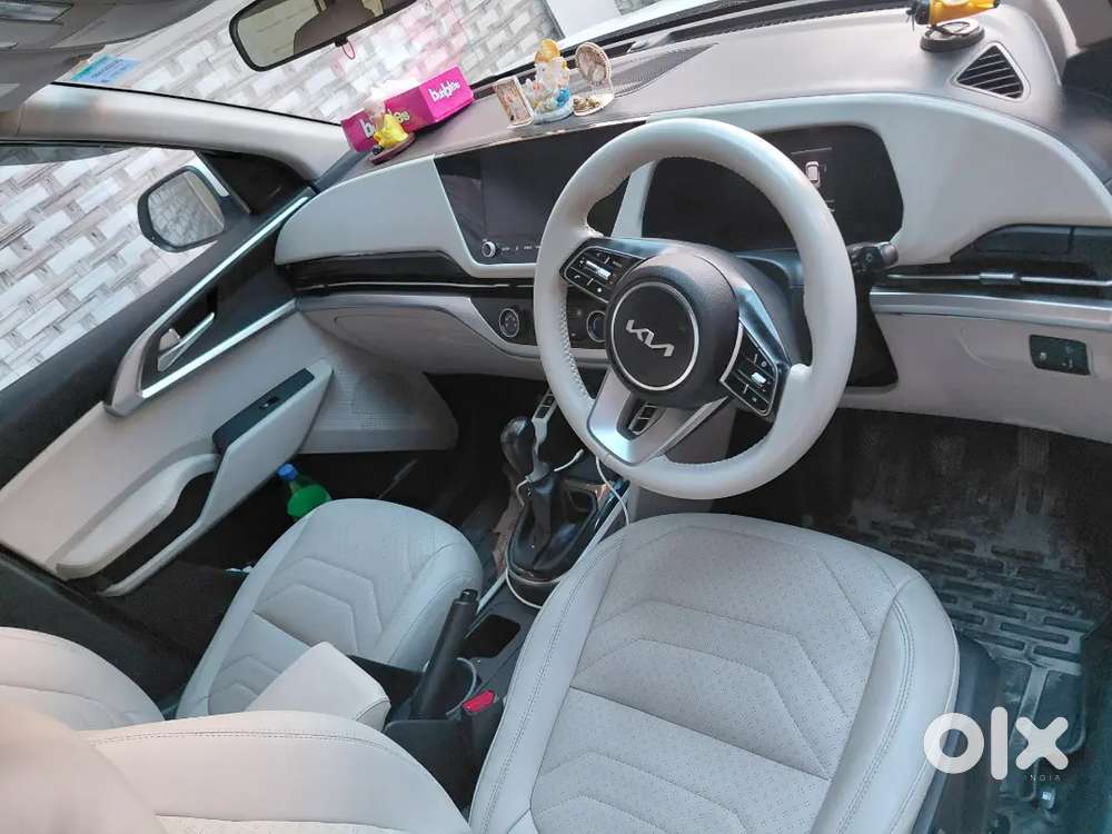 Kia Carens Prestige 1.5 Mt 7 Seater 2023 Model