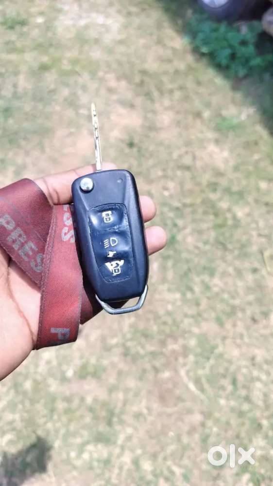 Well Maintained Top Variant Tata Zest Car