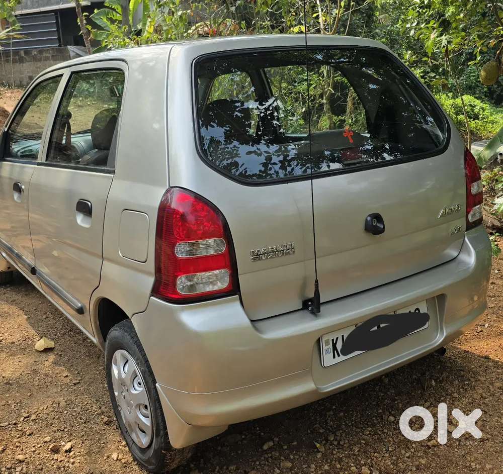 Maruti Suzuki Alto 2010 Petrol Manual