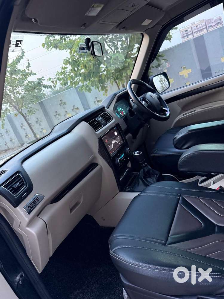 Mahindra Scorpio Classic 2.2 S 11 Mt 7 Str, 2023, Diesel