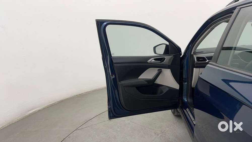 Volkswagen Taigun 1.0 Tsi Highline At, 2024, Petrol