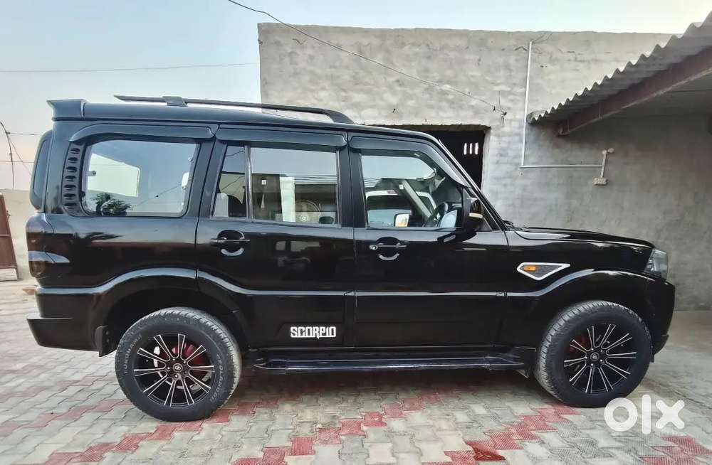 Mahindra Scorpio 2017 Diesel 115000 Km Driven