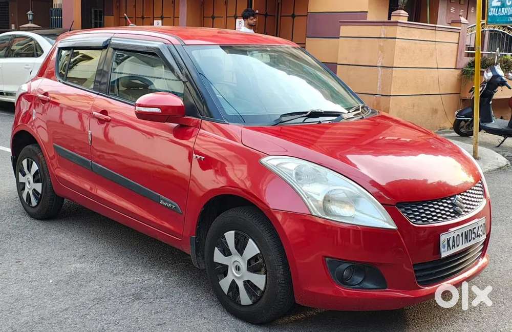 Maruti Suzuki Swift Vxi 2011 Petrol Car