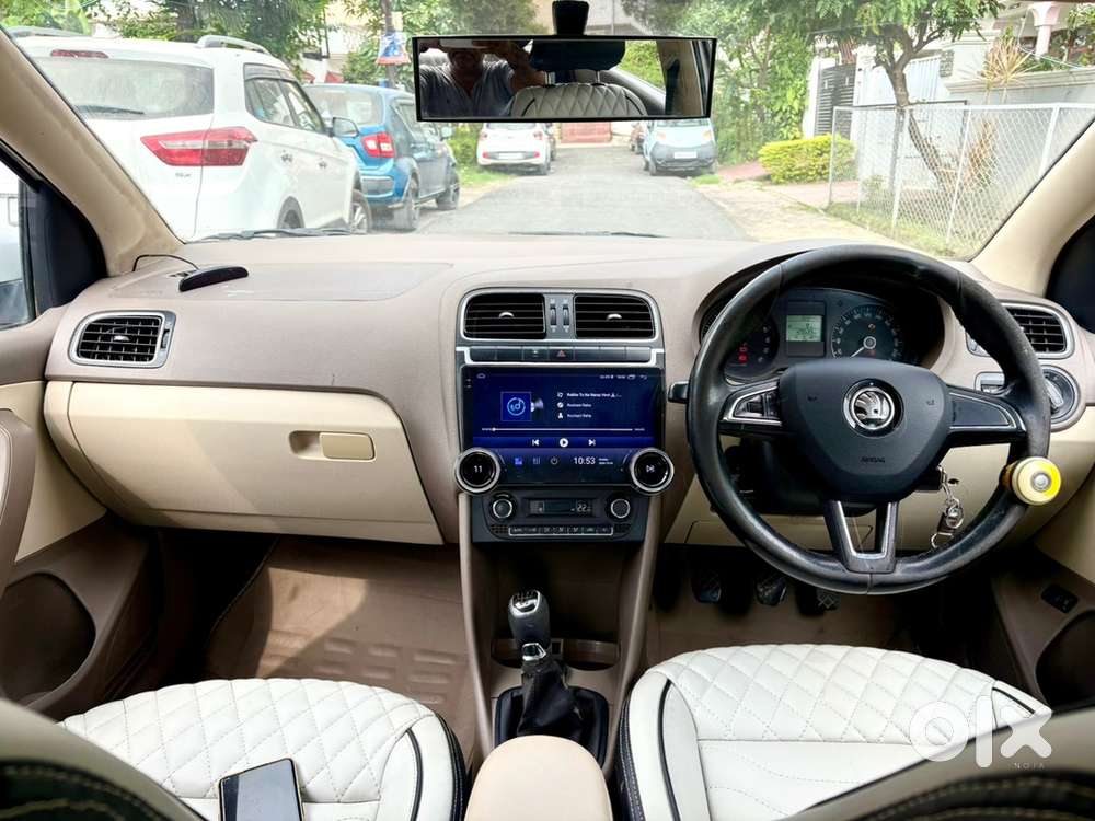 Skoda Rapid 1.6 Diesel Car 2014 Model