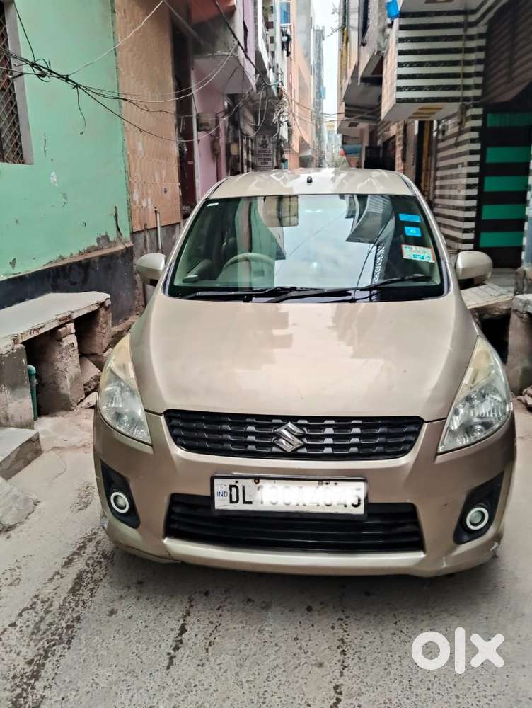 Maruti Suzuki Ertiga Lxi, 2012, Petrol