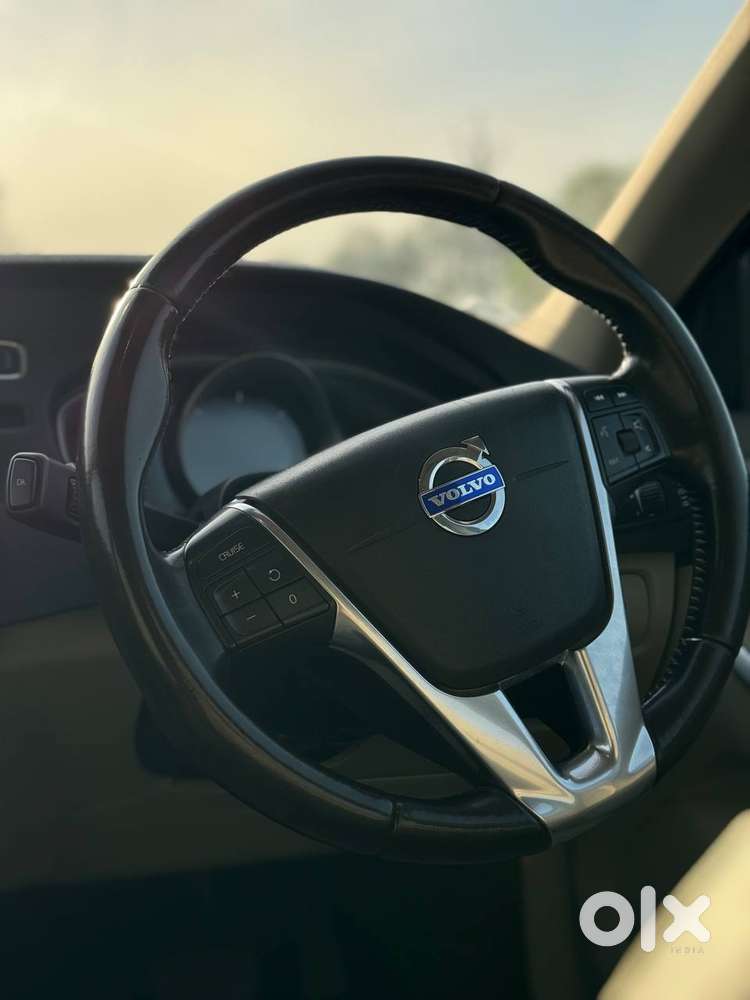 Volvo V40 D3 R Design, 2015, Diesel