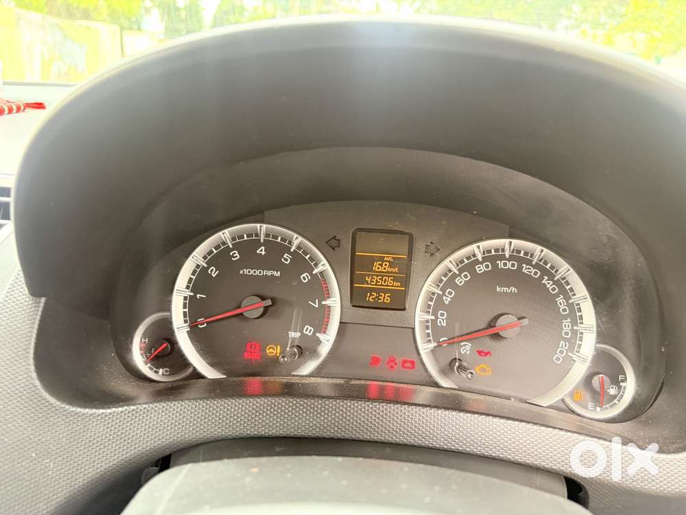 Maruti Suzuki Swift Vxi Optional, 2017, Petrol