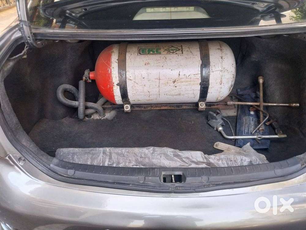 Toyota Corolla Altis 1.8 G Cng, 2009, Cng & Hybrids