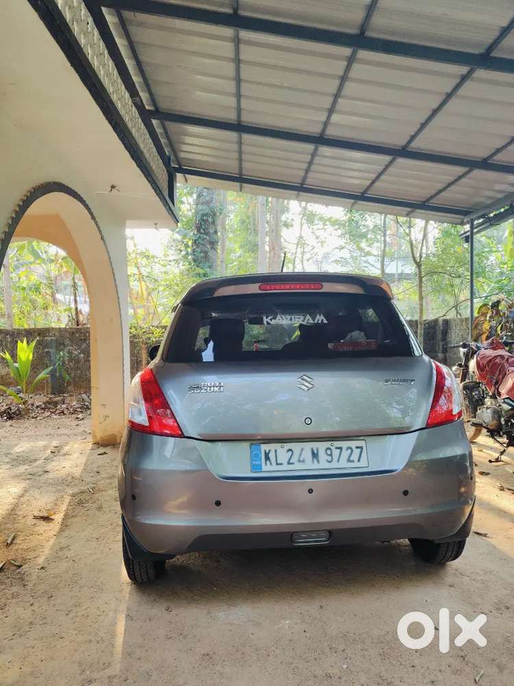 Maruti Suzuki Swift 2017 Petrol 60000 Km Driven