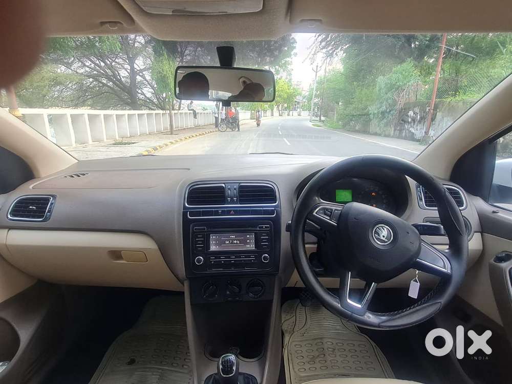 Skoda Rapid 1.5 Tdi Ambition Plus, 2014, Diesel