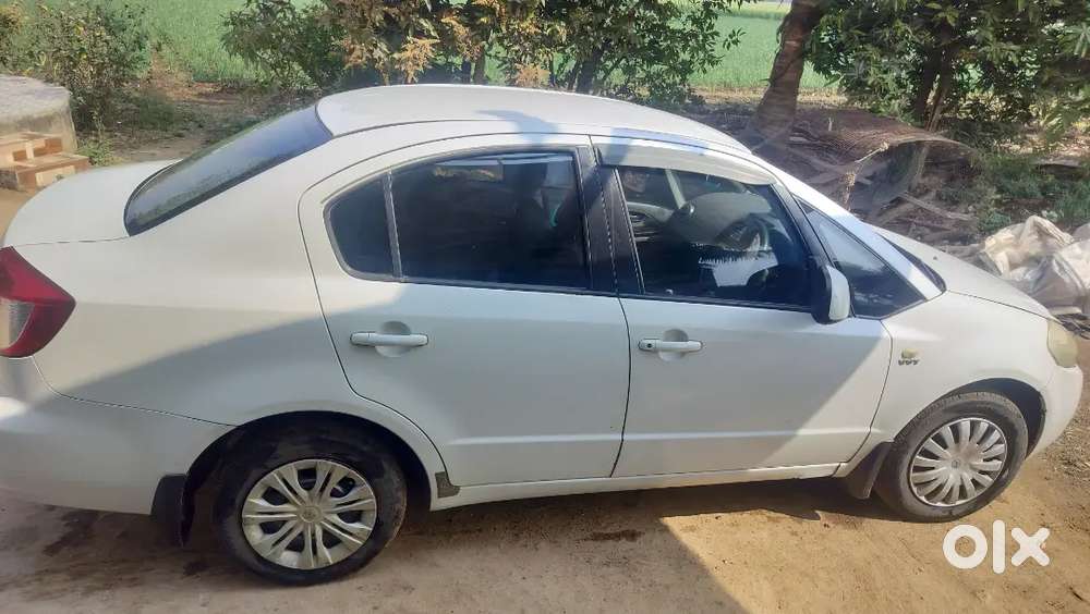 Maruti Suzuki Sx4 2011