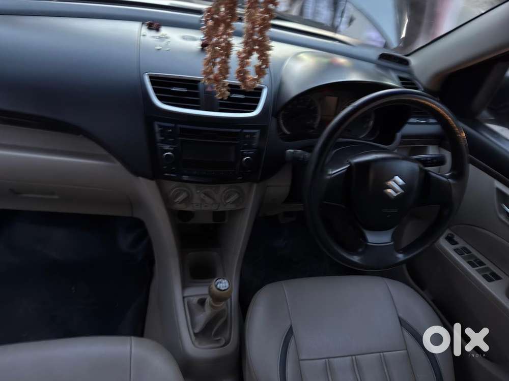 Maruti Suzuki Swift Dzire Vxi Optional, 2016, Petrol