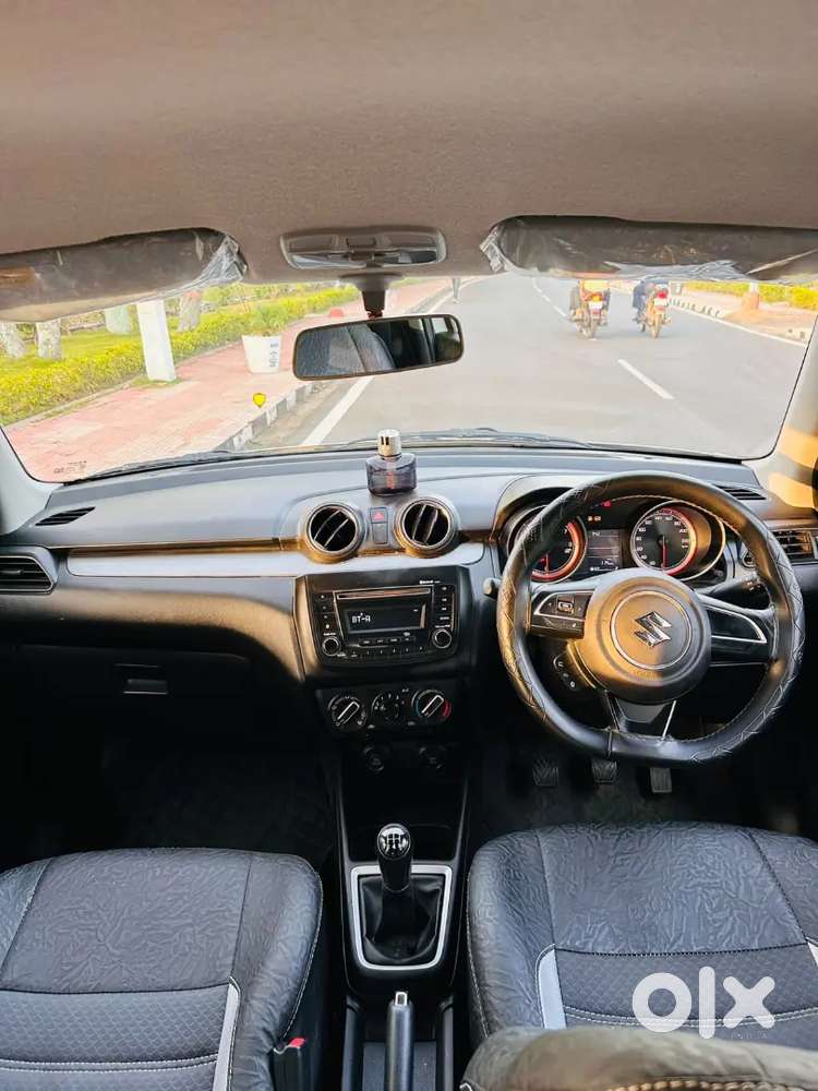 Maruti Suzuki Swift 2021 1.2 Vxi Petrol