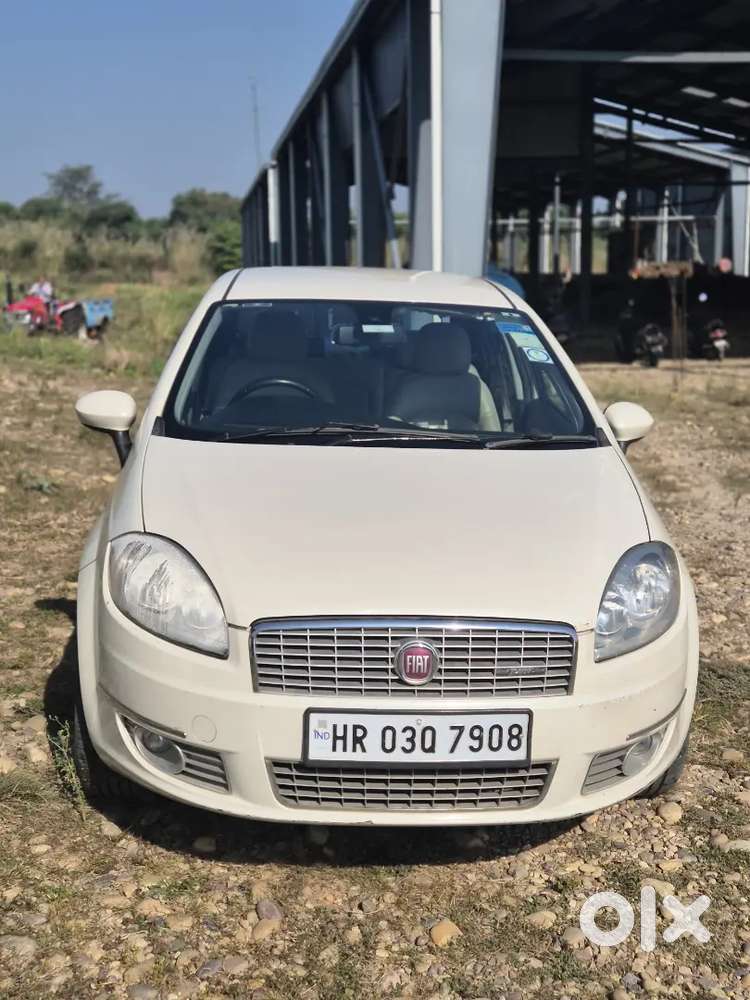 Army Officer Driven Fiat Linea Emotion December 2013 Model